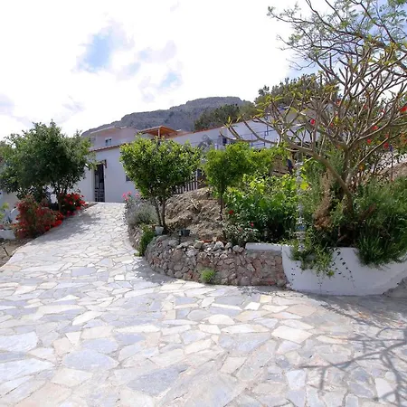 天堂公寓式酒店 *