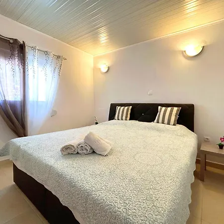 Apartment Paradis