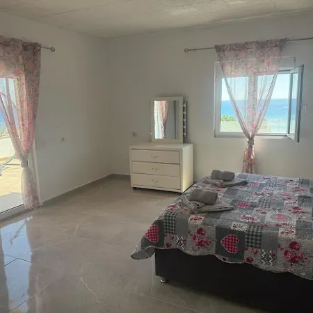 Paradis * Archangelos (Rhodes)