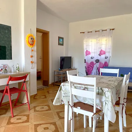 Apartman Paradis Arhángelosz